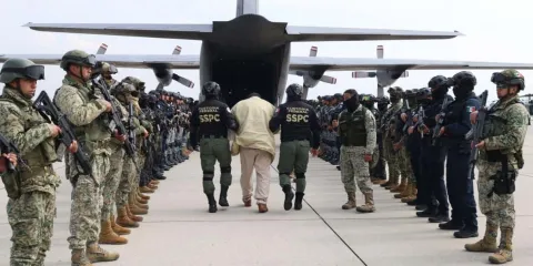 Entrega de presos a Estados Unidos fue decisión soberana