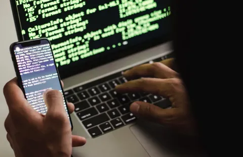 Vulnerabilidad en portal de telefonía expone CURP y RFC de miles de usuarios