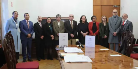 INE busca blindar su presupuesto y frena eliminación de plurinominales