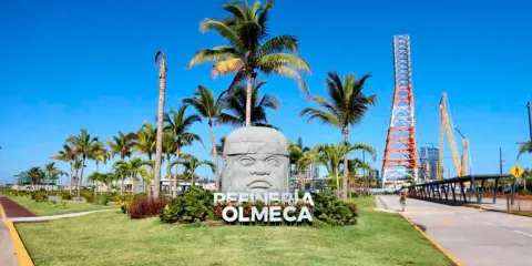 Refinería Dos Bocas opera por debajo de lo prometido y sigue siendo la piedra en el zapato de Pemex