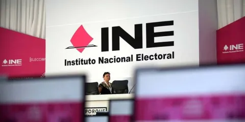 Sheinbaum descarta pérdida de autonomía del INE con reforma electoral